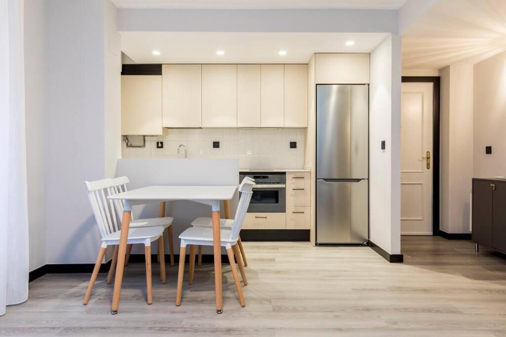 Castrillo 4 Apartamento Acogedor 萨拉戈萨 外观 照片