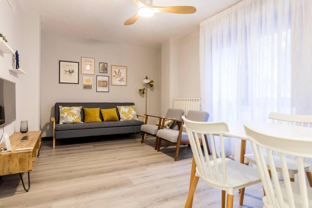 Castrillo 4 Apartamento Acogedor 萨拉戈萨 外观 照片